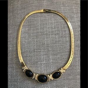 Beautiful costume necklace - 16”